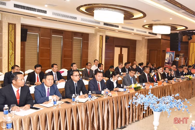 Hà Tĩnh với Khăm Muồn và Bolikhămxay ký kết bản ghi nhớ quản lý, bảo vệ rừng