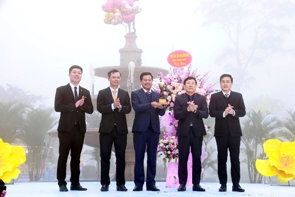 Tam Đảo đón nhận giải thưởng quốc tế “Thị trấn điểm đến ấn tượng hàng đầu thế giới năm 2022”
