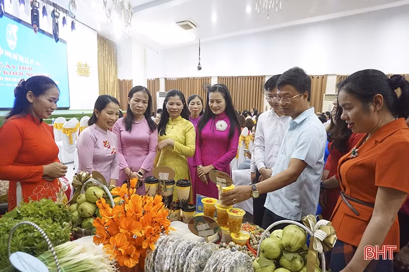 Phụ nữ thị xã Kỳ Anh hào hứng tham gia ngày hội khởi nghiệp