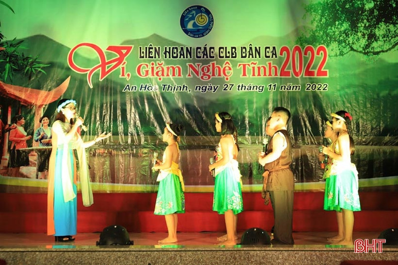 Liên hoan các CLB dân ca ví, giặm huyện Hương Sơn