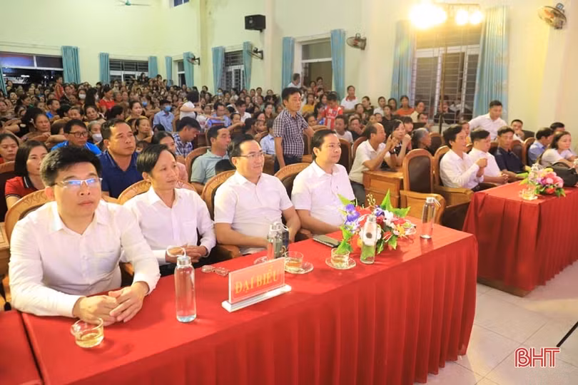 Liên hoan các CLB dân ca ví, giặm huyện Hương Sơn