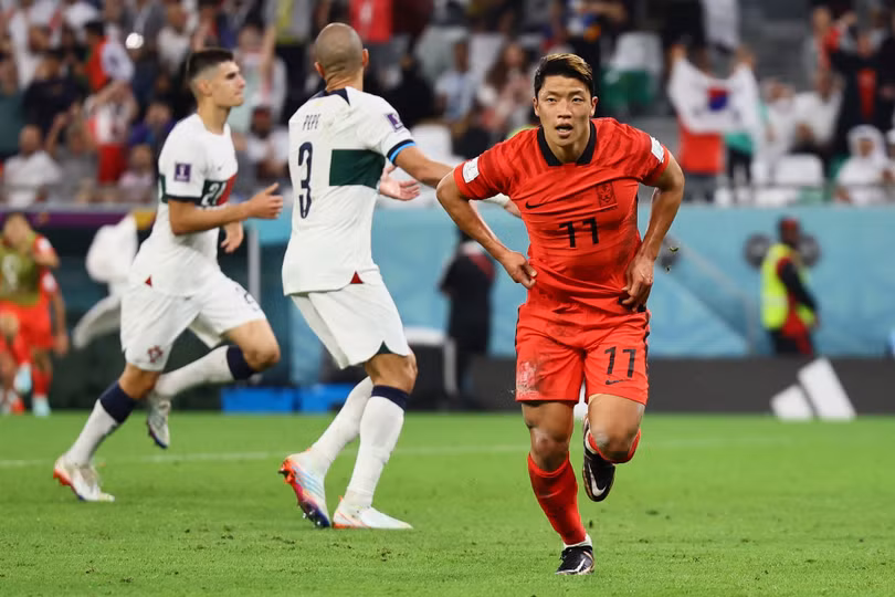 Hàn Quốc vào vòng 16 đội sau màn lội ngược dòng trước Bồ Đào Nha