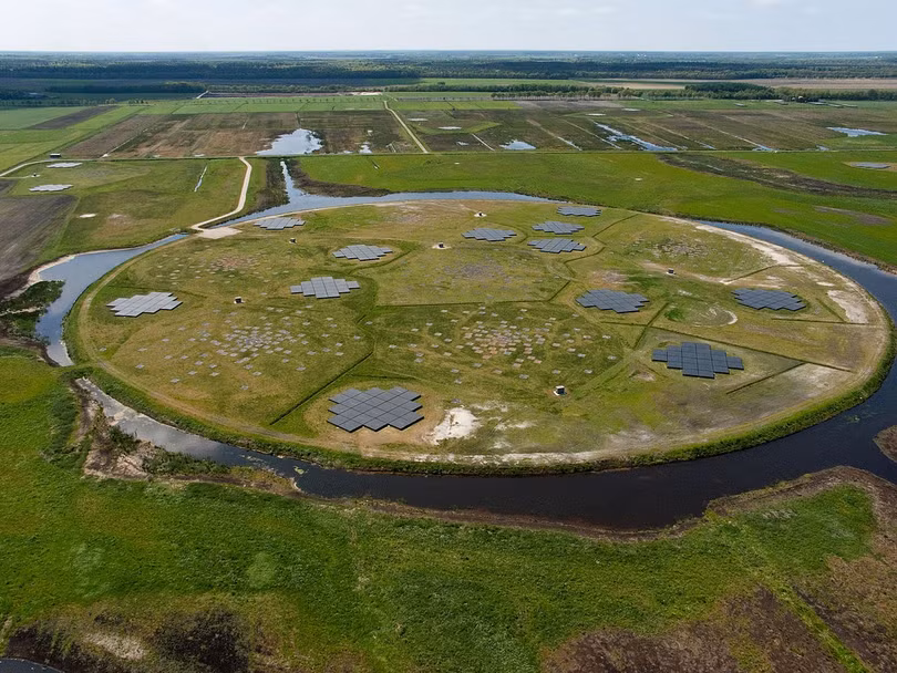 Nguồn gốc của thiên hà lớn nhất từng được phát hiện