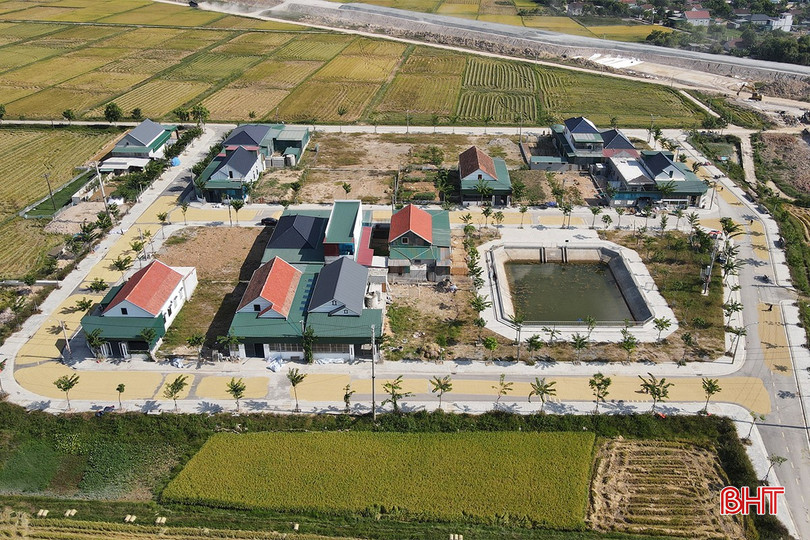 Khu tái định cư dự án cao tốc Bắc - Nam ở xã Trung Lộc, huyện Can Lộc, Hà Tĩnh. Luat-dat-dai.jpg