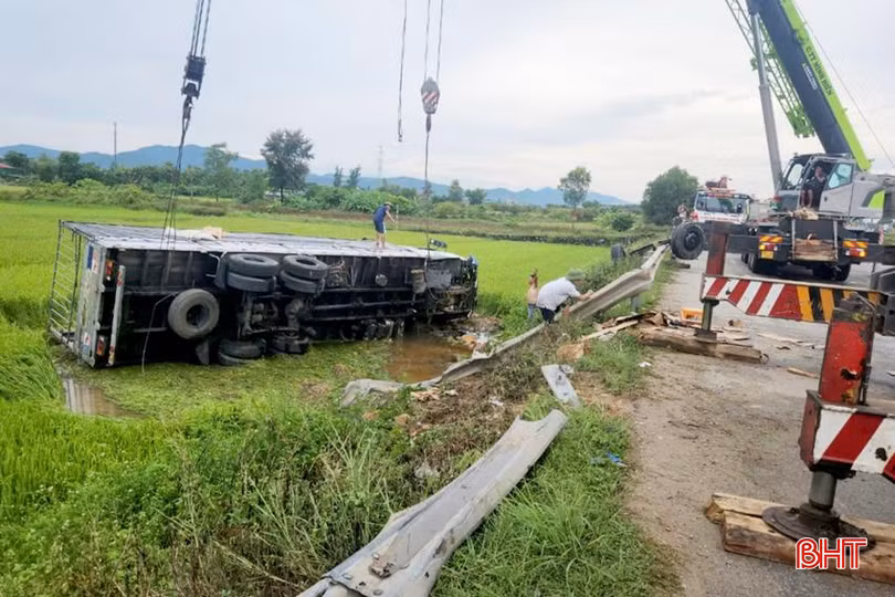 DT z5733706814615_3c68d2afc69b2db34fca7677d67a8f10.jpg