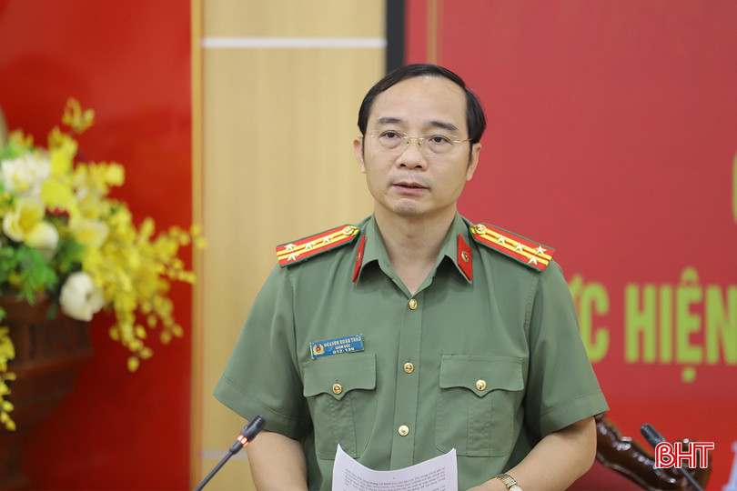 Đại tá Nguyễn Xuân Thao – Giám đốc Công an tỉnh, Tổ phó Thường trực Tổ công tác triển khai Đề án 06 tỉnh, kết luận hội nghị. de-an-06-4-3788.jpg