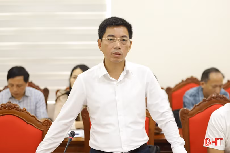 Giám đốc Sở Tư pháp Nguyễn Quốc Tuấn thông tin về quá trình triển khai thực hiện hiệu quả Đề án 06 về lĩnh vực tư pháp.