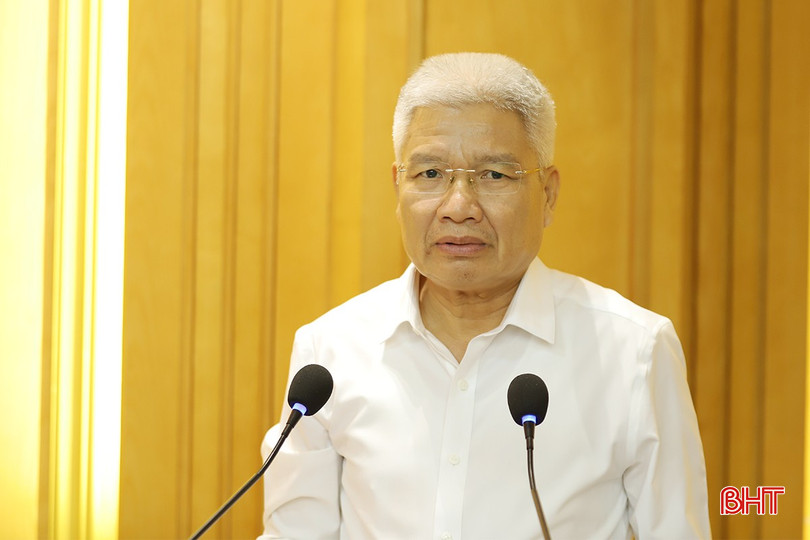 Phó Chủ nhiệm Thường trực UBKT Tỉnh ủy Đặng Thanh Hải báo cáo kết quả sơ kết công tác kiểm tra, giám sát 9 tháng, triển khai nhiệm vụ 3 tháng cuối năm 2024. ky-luat-dang-2-1081.jpg