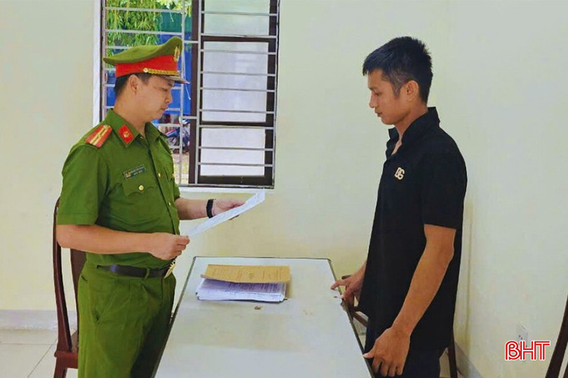 Công an huyện Thạch Hà bắt giữ đối tượng Nguyễn Văn Thành (SN 1993, trú xã Thạch Thắng, huyện Thạch Hà) về hành vi trộm cắp tài sản. cong-an-ha-tinh.jpg