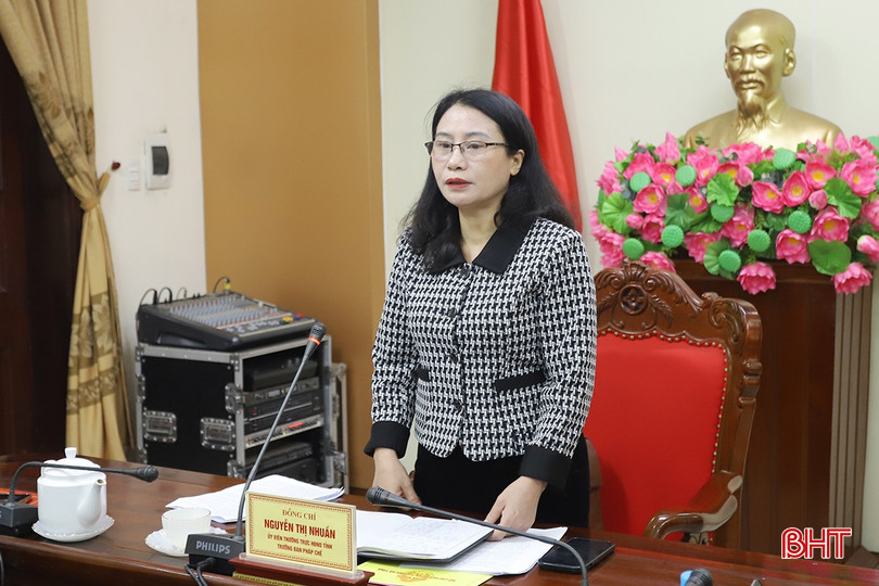 Trưởng ban Pháp chế Nguyễn Thị Nhuần phát biểu tại cuộc làm việc. bqbht_br_nghia-vu-quan-su-3.jpg