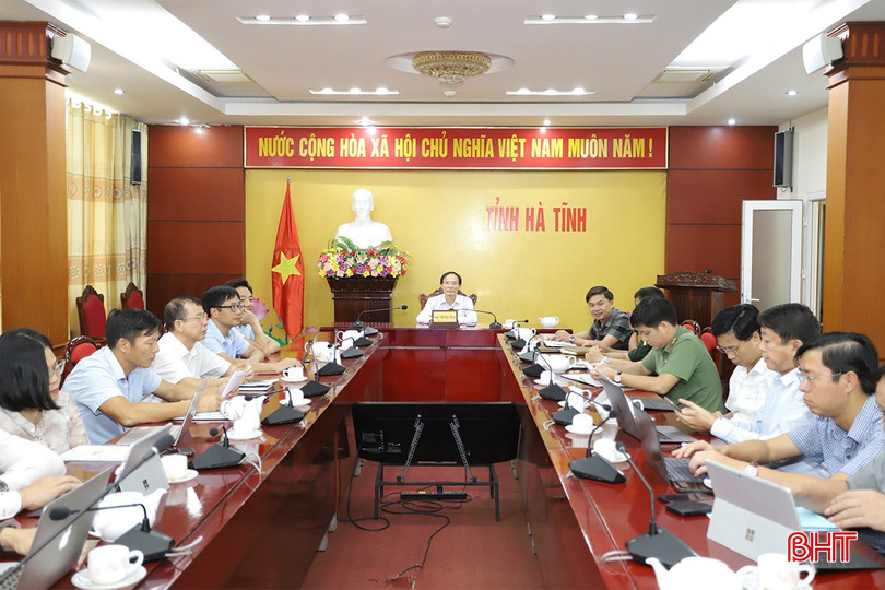 Các đại biểu tại điểm cầu Hà Tĩnh. bao-so-5.jpg