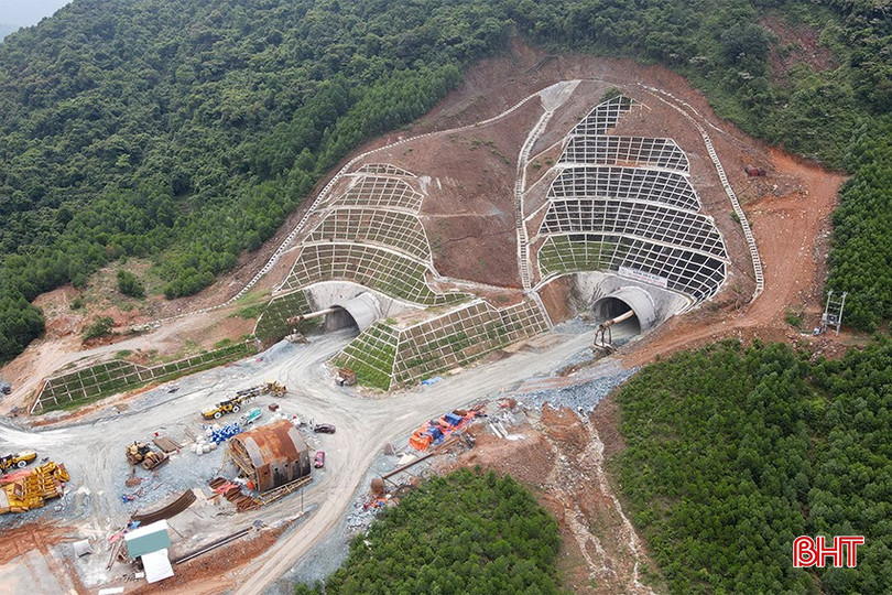 Hầm Đèo Bụt là hầm đường bộ cao tốc duy nhất trên tuyến cao tốc dài 107,28 km qua Hà Tĩnh. bqbht_br_ham-deo-but-2.jpg