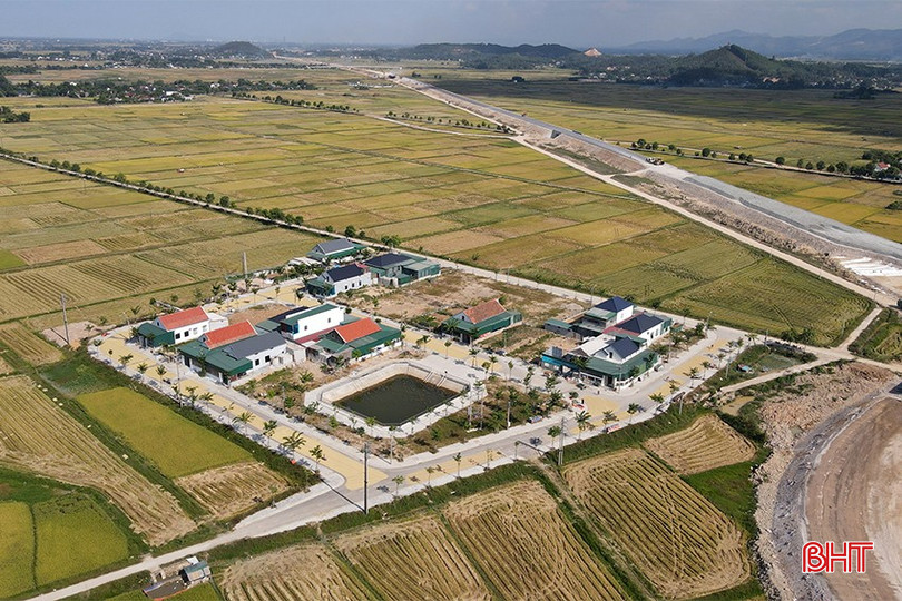 Khu tái định cư cao tốc Bắc - Nam đoạn Bãi Vọt - Hàm Nghi ở xã Trung Lộc, huyện Can Lộc được xây dựng khang trang, đáp ứng nhu cầu cho người dân khi về nơi ở mới. bqbht_br_cao-toc-bac-nam-5.jpg