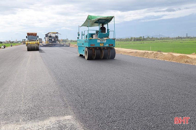 Công ty TNHH Xây dựng Tự Lập đang nỗ lực đẩy nhanh tiến độ cao tốc Hàm Nghi - Vũng Áng. cao-toc.jpg