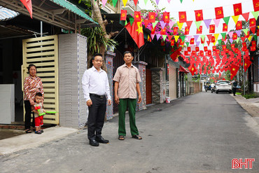 Chung sức mở đường, chung lòng dựng phố