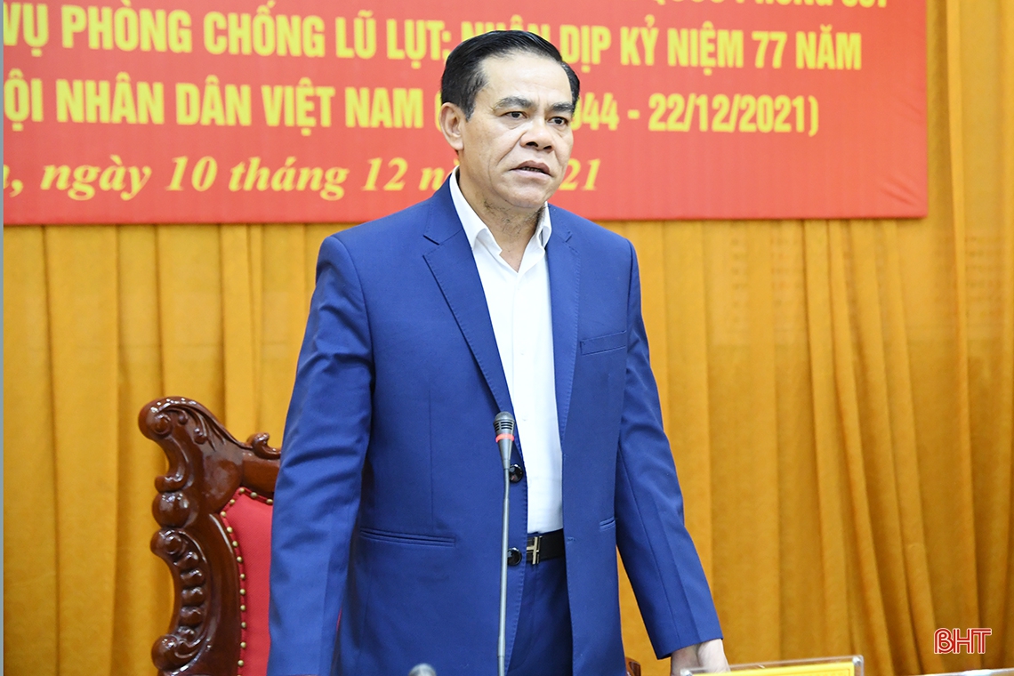 Chủ tịch UBND tỉnh gặp mặt, trao sổ tiết kiệm cho thân nhân liệt sĩ Đoàn Kinh tế - Quốc phòng 337