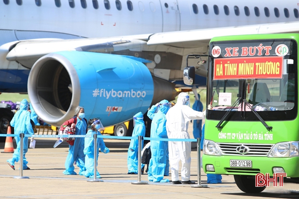 Hà Tĩnh tổ chức các chuyến bay đưa công dân từ miền Nam có nguyện vọng về quê với sự đồng hành của Tập đoàn FLC ảnh 6 Hà Tĩnh tổ chức các chuyến bay đưa công dân từ miền Nam có nguyện vọng về quê với sự đồng hành của Tập đoàn FLC
