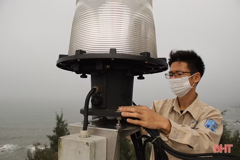 Công việc thầm lặng của những người canh “mắt biển” ở Hà Tĩnh