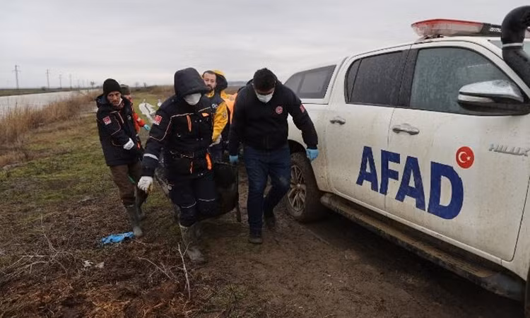 12 người chết cóng ở cửa ngõ châu Âu