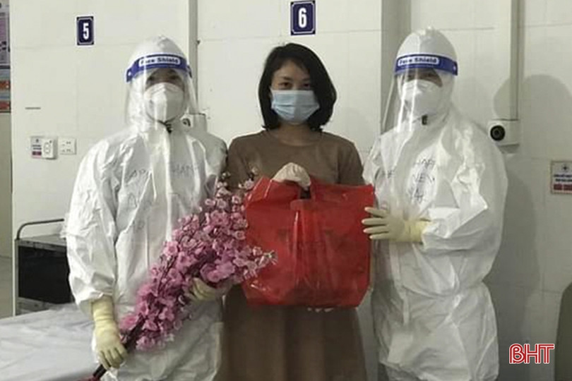 Ấm áp ngày tết tại các bệnh viện, cơ sở điều trị F0 ở Hà Tĩnh