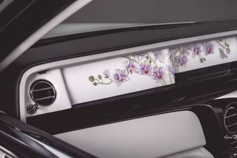 Rolls-Royce Phantom Orchid phiên bản dành cho đại gia thích chơi lan