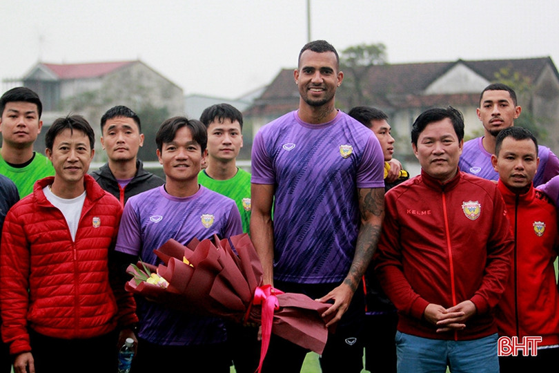 CLB Hồng Lĩnh Hà Tĩnh hội quân, tập luyện sau kỳ nghỉ tết Nguyên đán