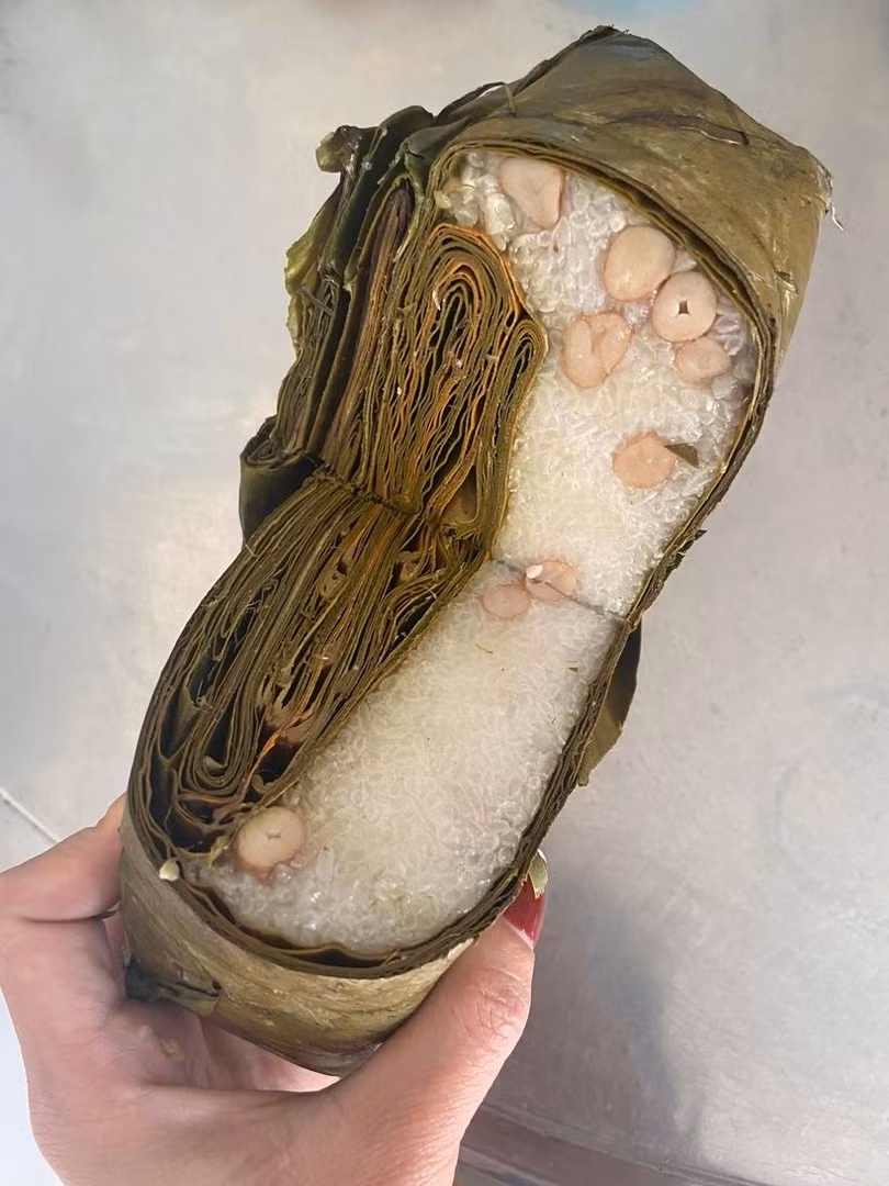 Ảnh vui: “Một con boss hư cả... tàu bị phạt”