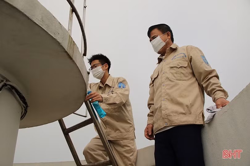 Công việc thầm lặng của những người canh “mắt biển” ở Hà Tĩnh