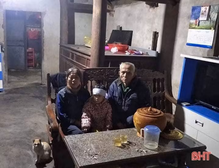 MS2203: Tương lai mịt mờ của cháu bé lên 5 mồ côi cả cha lẫn mẹ ở Hà Tĩnh