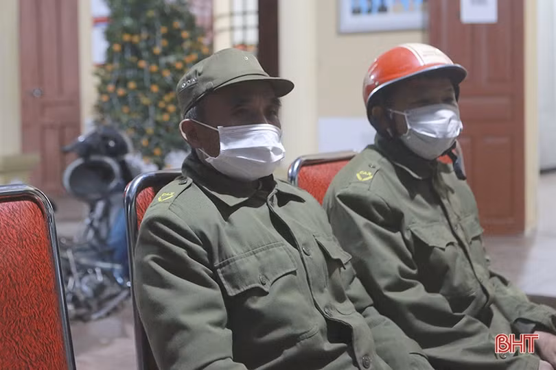 Tuần tra khép kín địa bàn, phát hiện 3 trường hợp đốt pháo trái phép ở Nghi Xuân