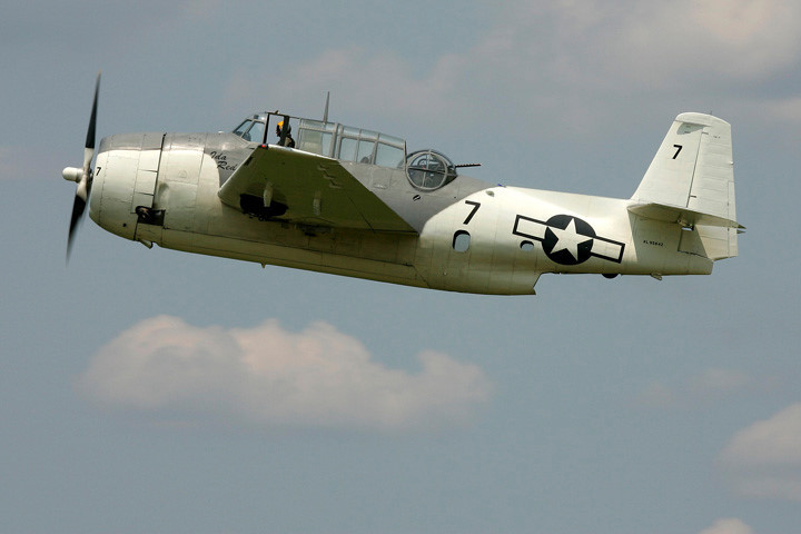 kham pha suc manh cua may bay chien dau avenger cua my