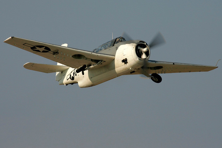 kham pha suc manh cua may bay chien dau avenger cua my