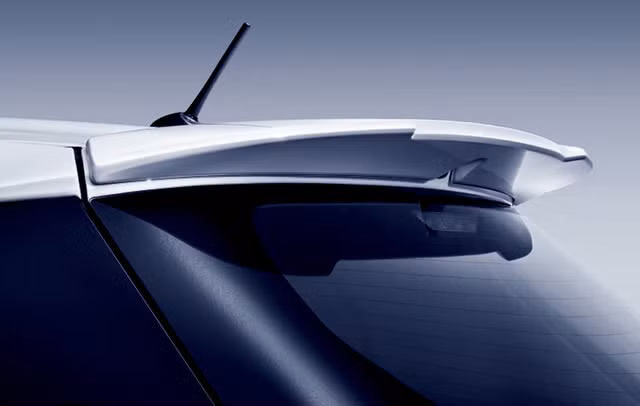 toyota yaris l 2017 voi thiet ke khac xe o viet nam trinh lang