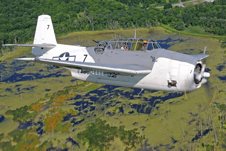 kham pha suc manh cua may bay chien dau avenger cua my