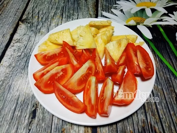 canh muc nau chua mon canh ngon ngay he khong nen bo qua