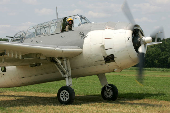 kham pha suc manh cua may bay chien dau avenger cua my