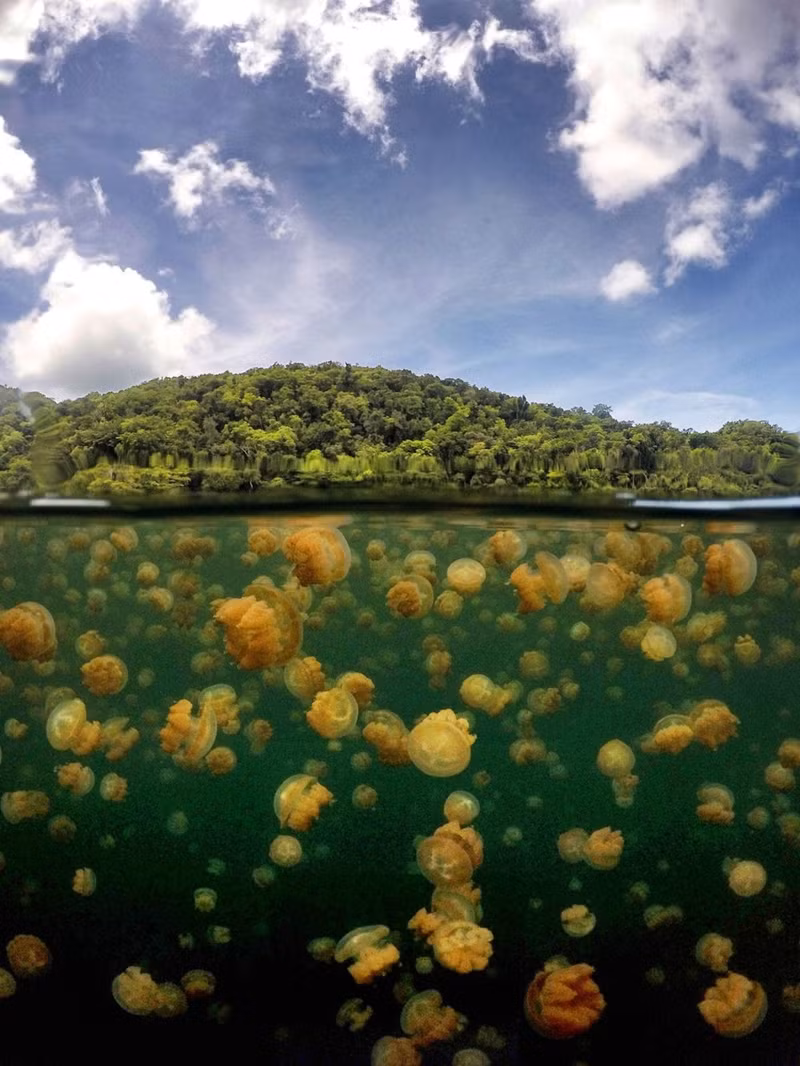 nhung ho nuoc ky la tren the gioi