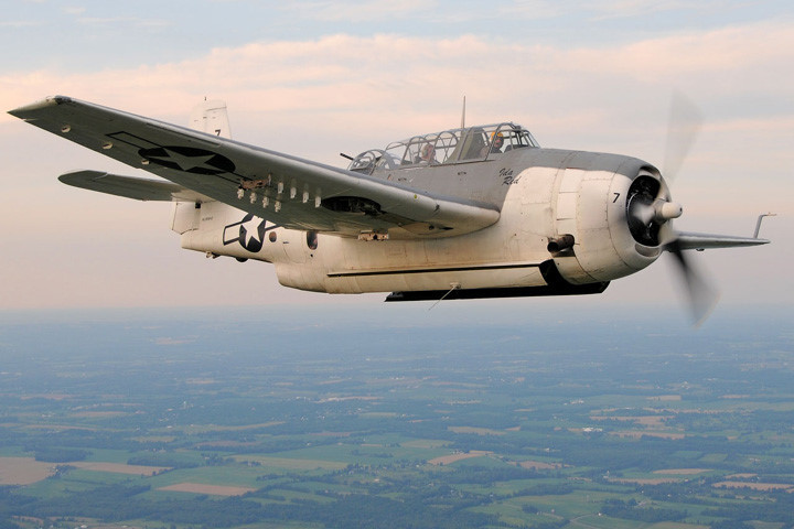 kham pha suc manh cua may bay chien dau avenger cua my