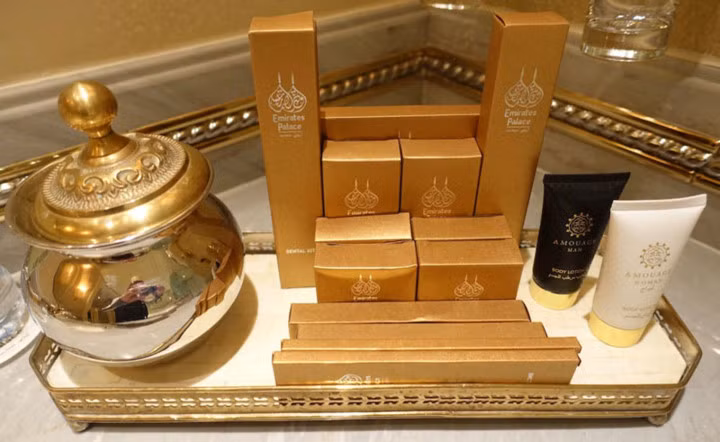 choang ngop voi khach san 7 sao sieu sang nhu cung dien o abu dhabi