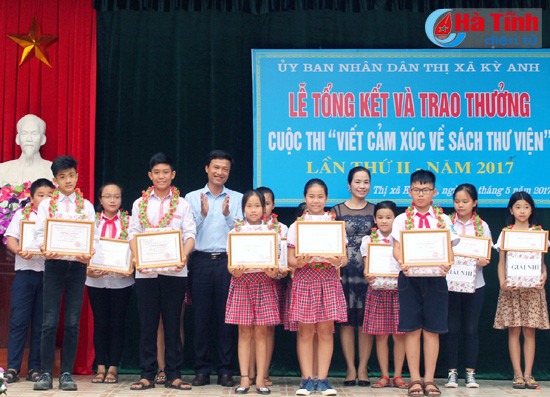 gan 70 000 bai tham du cuoc thi cam xuc sach thu vien