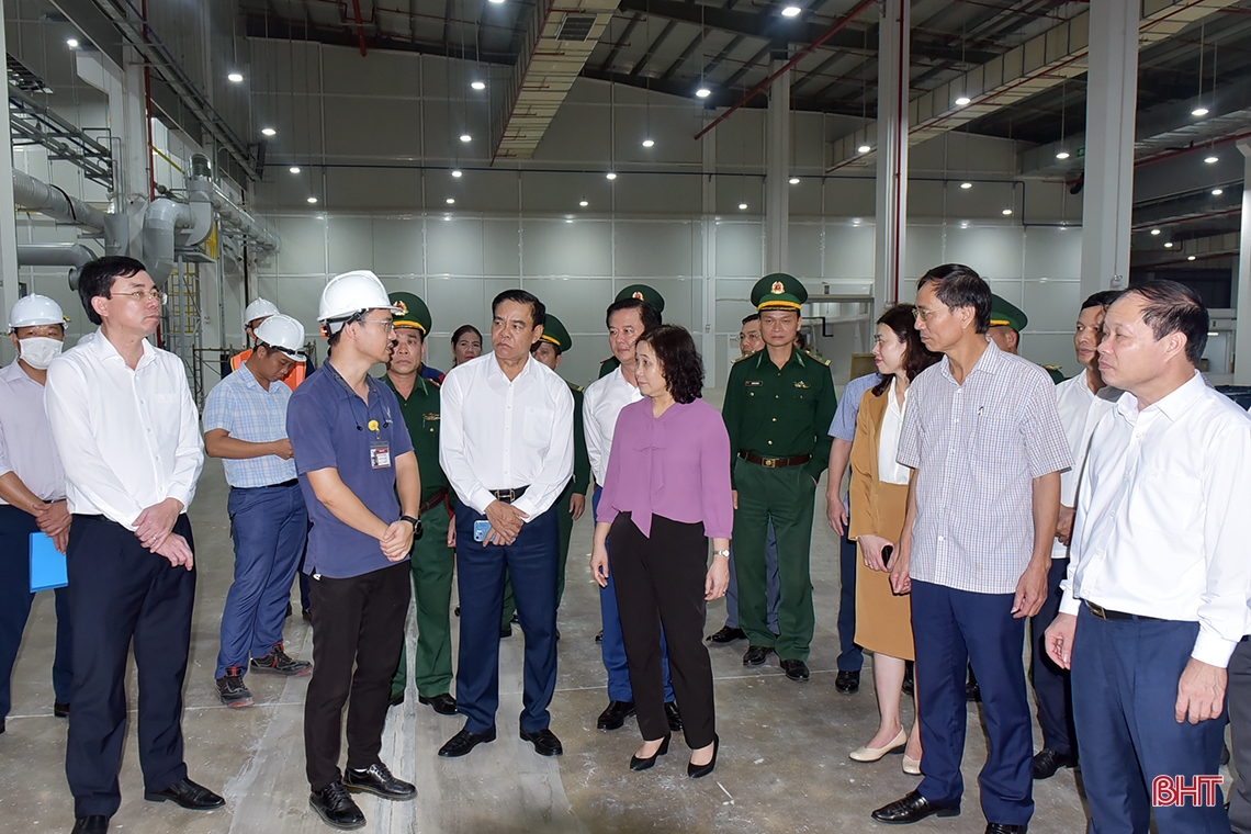 Tổng cục Thống kê kiểm tra một số dự án, doanh nghiệp tại Hà Tĩnh