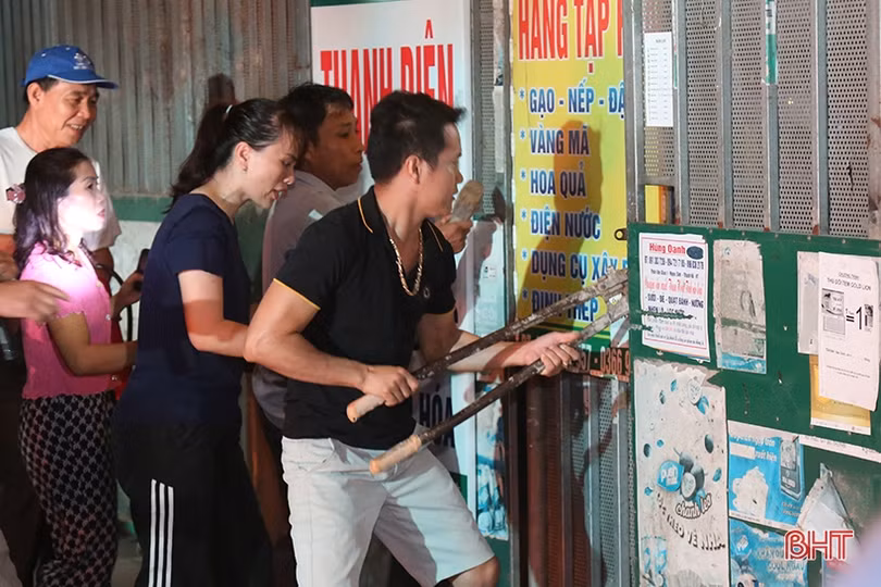 39 tổ liên gia ở Hà Tĩnh đồng loạt thực tập phương án phòng cháy, chữa cháy toàn quốc