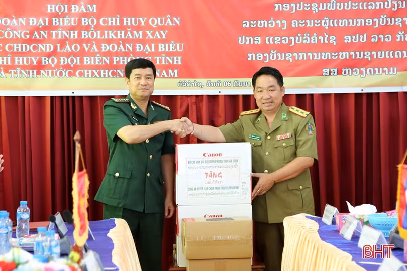 Hà Tĩnh và các tỉnh nước bạn Lào tăng cường phối hợp, đấu tranh với mọi âm mưu phá hoại
