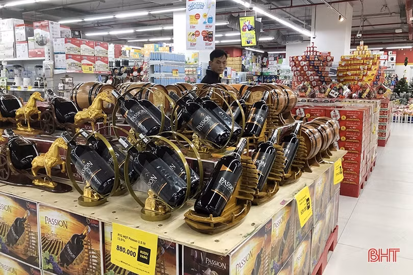 Hàng tết lên kệ, sẵn sàng phục vụ người tiêu dùng Hà Tĩnh