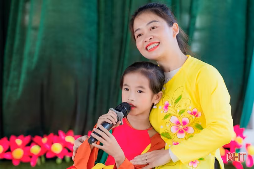 Đặc sắc chương trình “Lễ hội văn hóa Việt Nam” của học sinh Thạch Hà