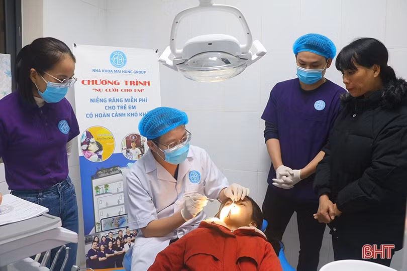 20 trẻ em nghèo huyện Kỳ Anh được khám, tư vấn và niềng răng miễn phí