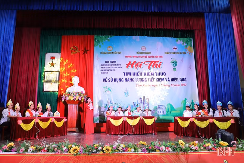 Sôi nổi hội thi tìm hiểu kiến thức sử dụng năng lượng tiết kiệm tại Hà Tĩnh
