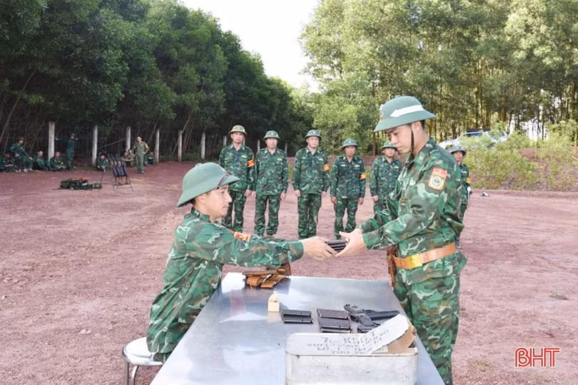 Bộ đội Biên phòng Hà Tĩnh bảo quản tốt vũ khí, trang bị để bảo vệ biên giới