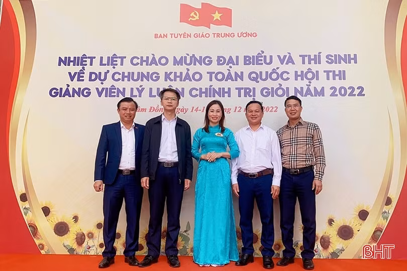 Thí sinh Hà Tĩnh tham dự chung khảo toàn quốc Hội thi Giảng viên lý luận chính trị giỏi