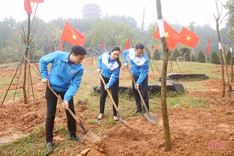 Tuổi trẻ Hà Tĩnh đồng loạt hưởng ứng “Ngày Thanh niên cùng hành động”